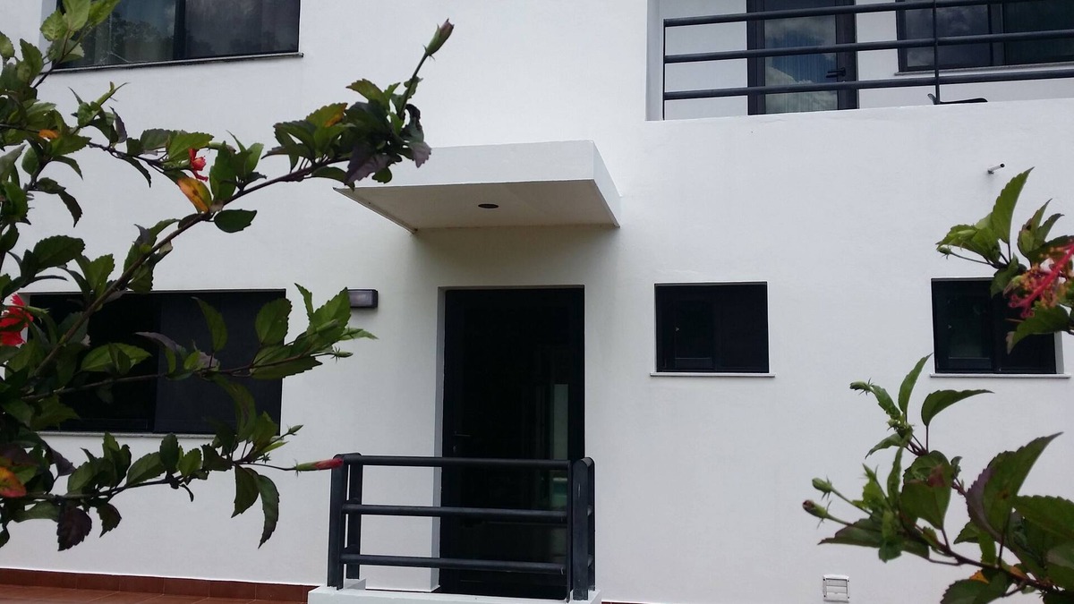 El Centro Villa | Spacious 4-bedrooms villa in charming Las Terrenas with Private Pool, AC, WiFi