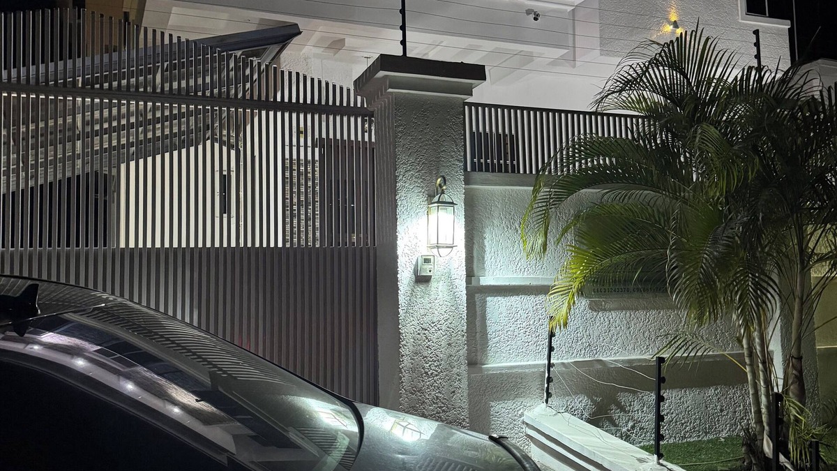 Ofin Apartment | Spacious 4-bedroom fully detach duplex in Lekki with WiFi, 24/7 Electricity, Gym