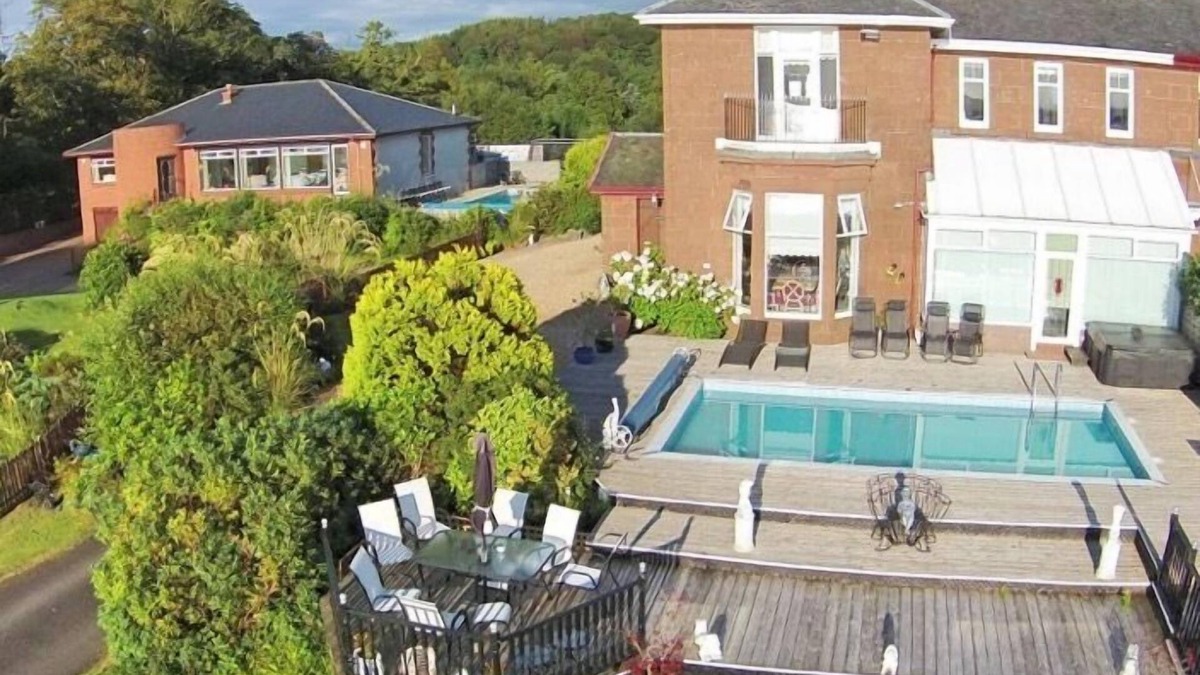 Wemyss Bay House | Spacious 4 Bedroom House With Stunning Views near Glasgow