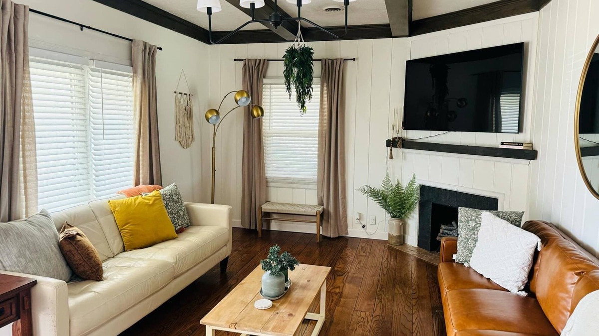 Great Bend House | Spacious 4-bedroom house in Great Bend, KS with, Backyard Deck, Ping Pong Table