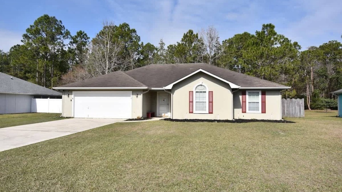 Kingsland House | Spacious 4 bedroom home - Big Yard!