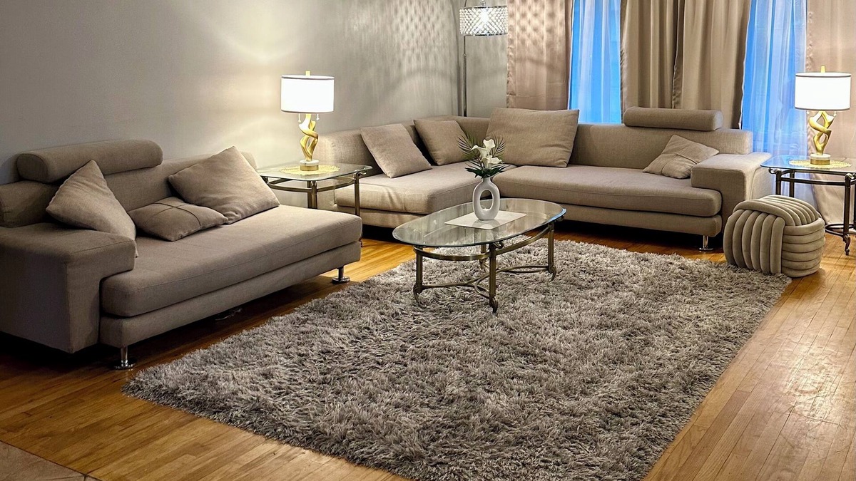 Glenview House | Spacious 4-bedroom house, Free parking, close to O'hare