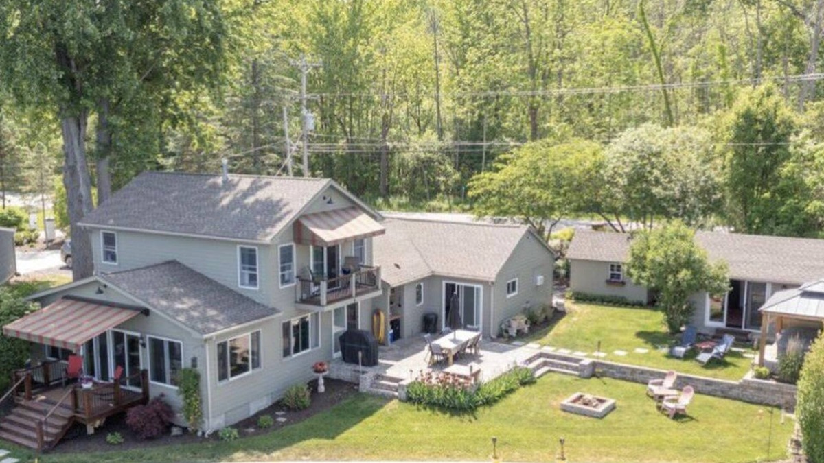 Geneseo House | Spacious 4-bedroom house on Conesus Lake. 110 feet of lakefront with hot tub