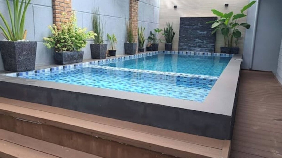 Angeles City House | Spacious 4-bedroom house in charming Angeles City with WiFi, AC