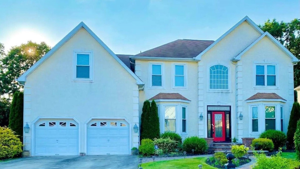 Williamstown House | Spacious 4 Bedroom Retreat