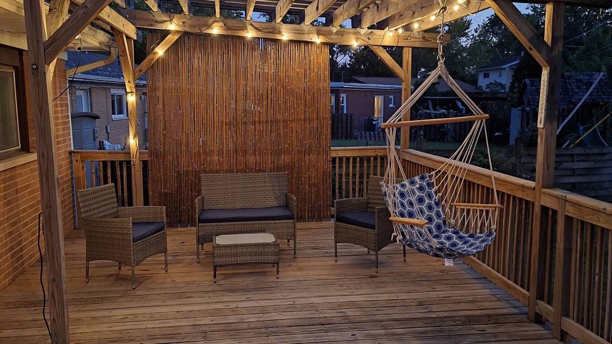 Des Plaines House | Spacious 4-bedroom house in charming Des Plaines with AC, WiFi