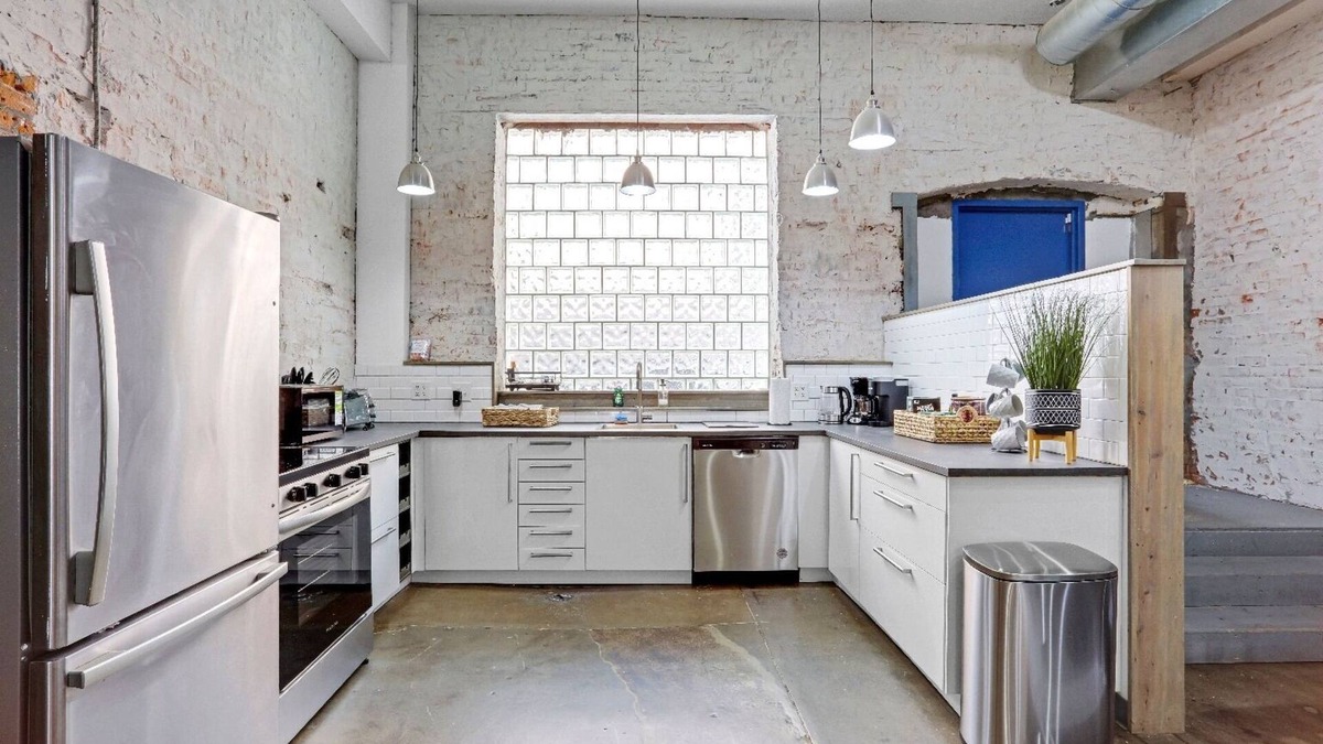 Crossroads Arts District Condo | Spacious 4-bedroom condo-Crossroads, KCMO