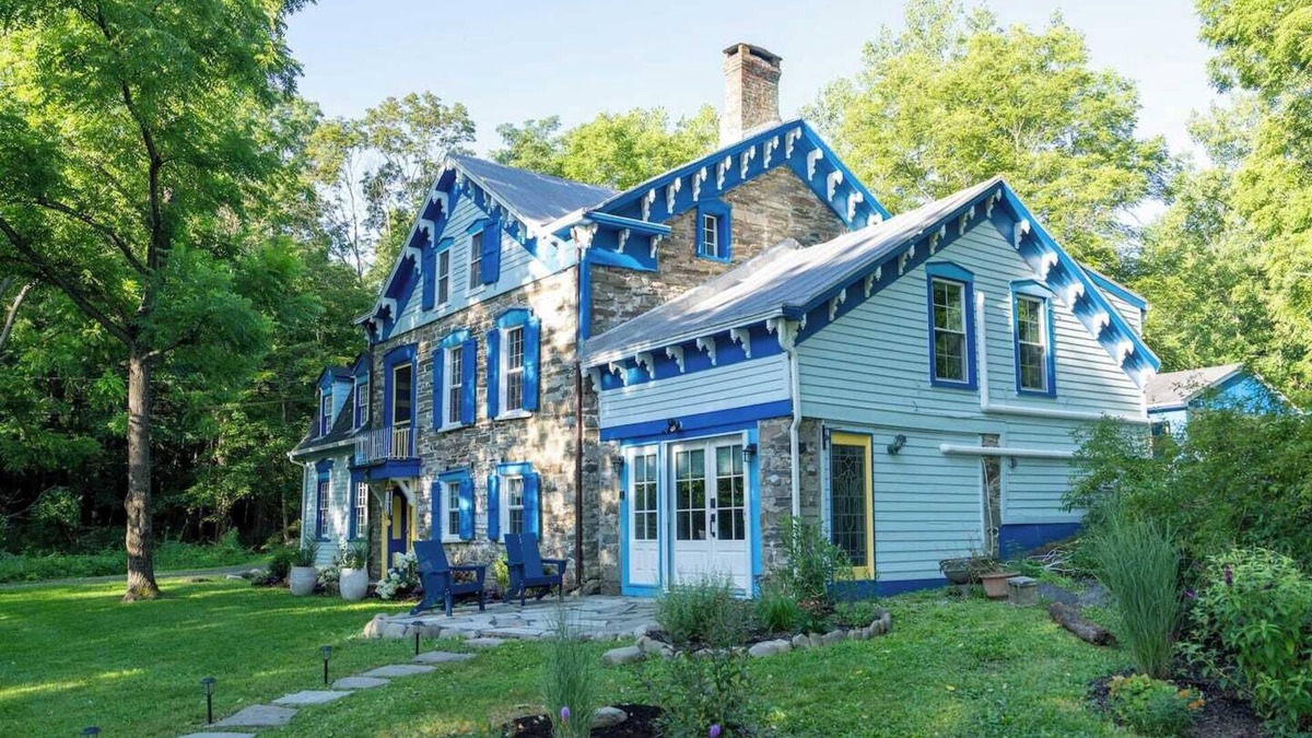 Town of Lloyd House | Spacious 4BD Country Gem - Fire Pit & Chill Vibes
