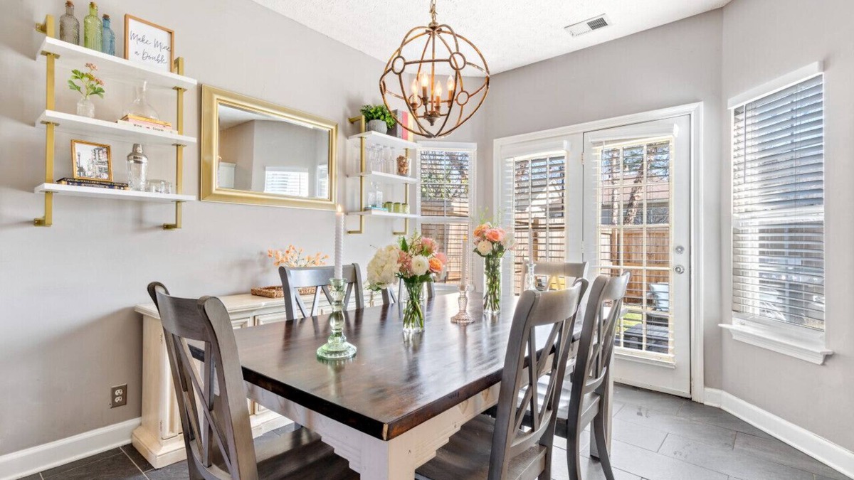 Hurwood Heights House | Spacious 4BR Next to Geodis Park-Close to Downtown