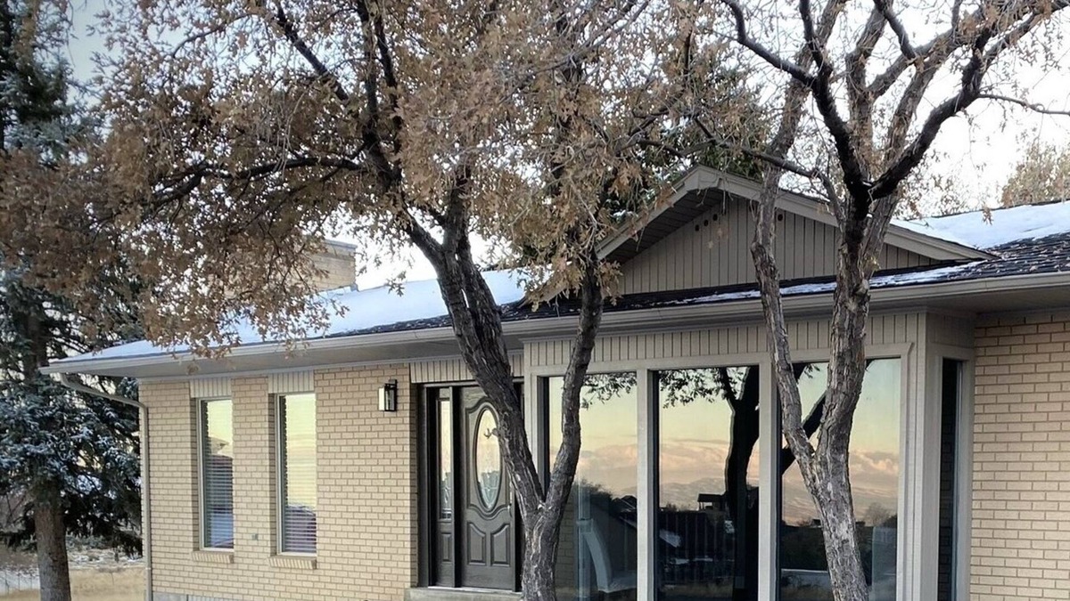 Lapoint House | Spacious 5-bed, near Dinosaur National Monument, Green River!