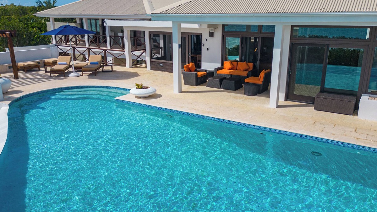 Rendezvous Bay Villa | Spacious 5-Bedroom Villa, Walk to Rendezvous Bay Beach