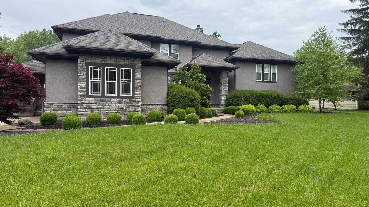 Powell House | Spacious 5-bedroom Energy Neutral Retreat on the Olentangy River