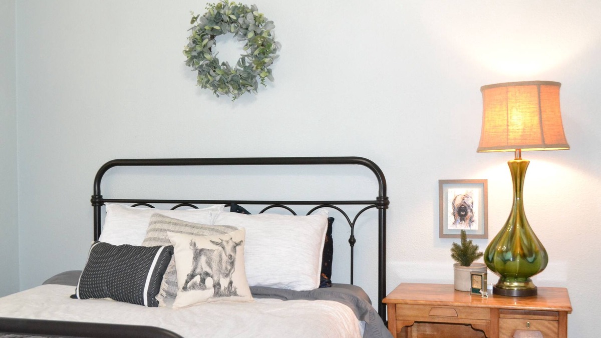 Whitewood Other | Spacious 5-bedroom farmhouse near Sturgis with WiFi
