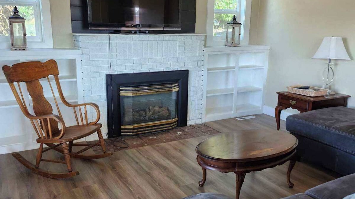 West Clarkston-Highland House | Spacious 5-bedroom house in welcoming Clarkston with WiFi, AC
