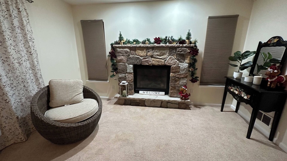 Long Pond House | Spacious 5-bedroom house in delightful Long Pond with AC, WiFi