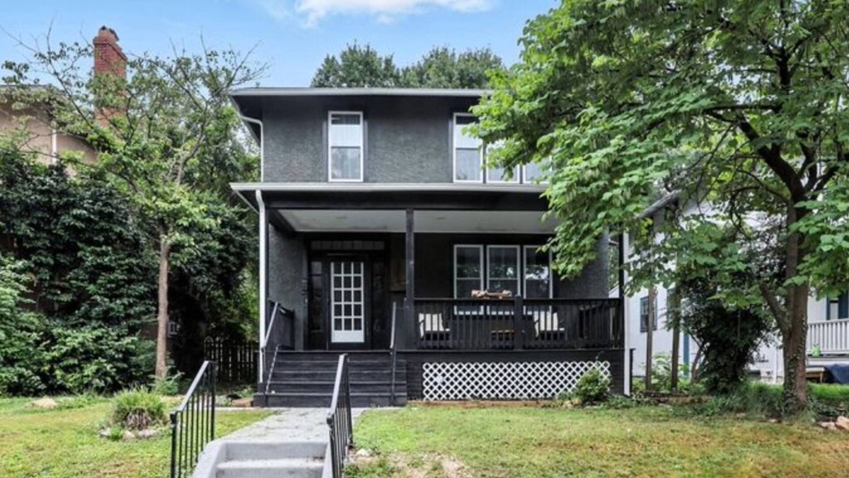 Bellevue House | Spacious 5-bedroom house in Richmond with AC, WiFi - Perfect for Groups