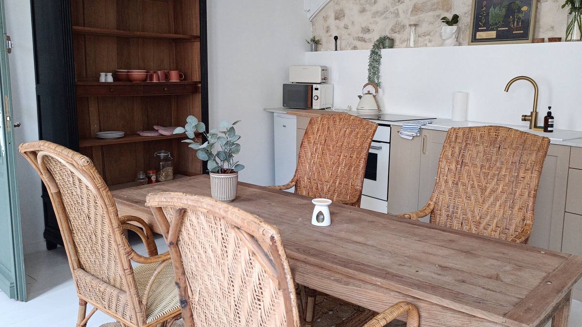 Fronsac House | Spacious 5-bedroom house with AC and WiFi in enchanting Fronsac