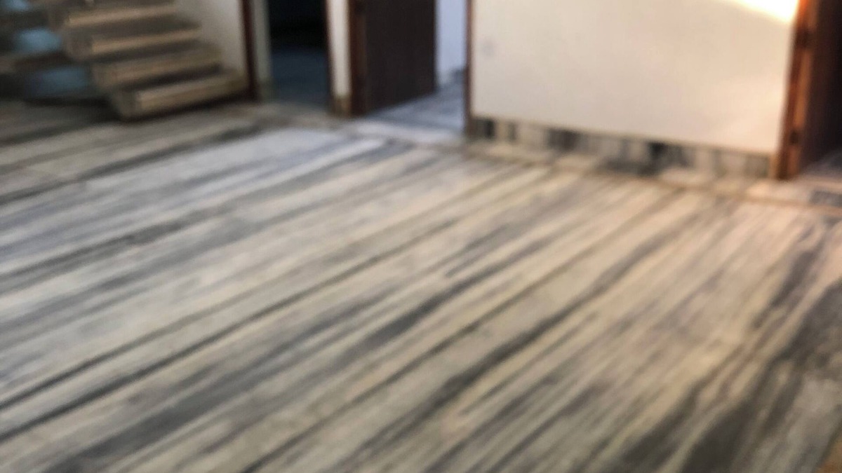 Mansa House | Spacious 5-bedroom house in fabulous Mansa with AC, WiFi