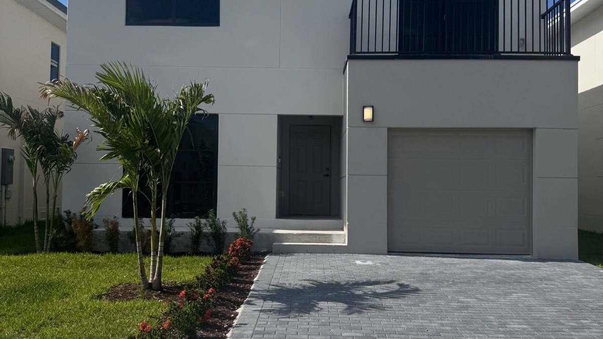 Florida City House | Spacious 5-bedroom house near the Florida Keys