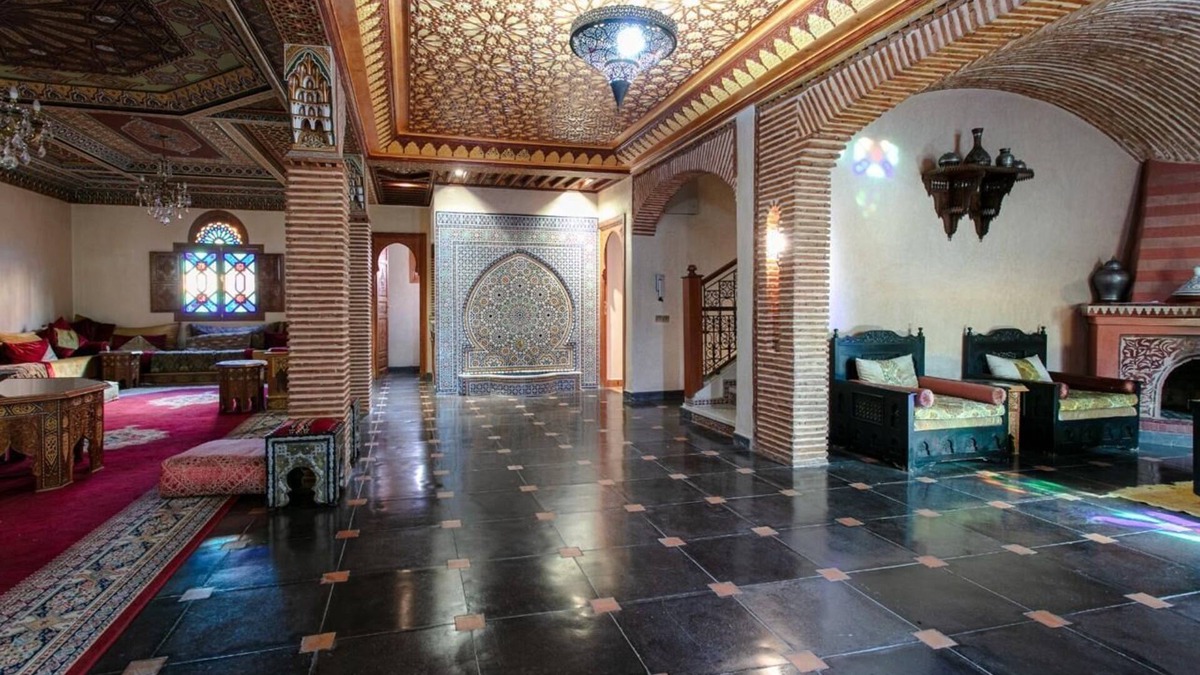 Daoudiate Villa | Spacious 5-bedroom villa in charming Marrakech with WiFi, AC, Private Pool