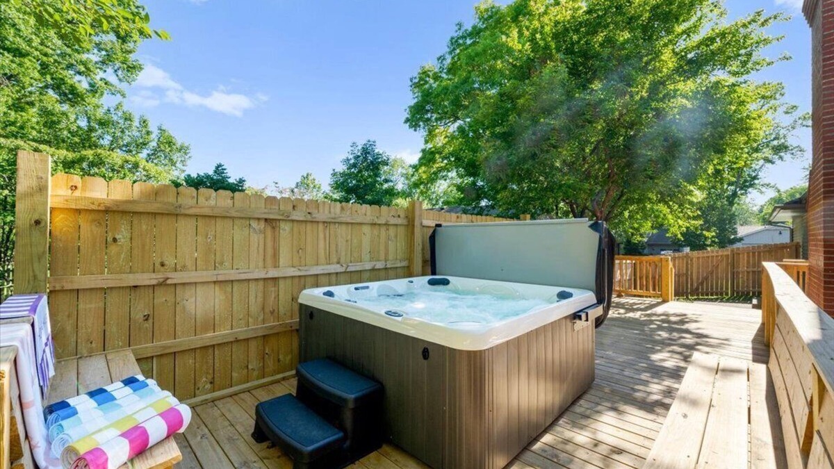 Prairie Village House | Spacious 5BR home! Private gym, hot tub, game room, theater, Solo Stove fire pit