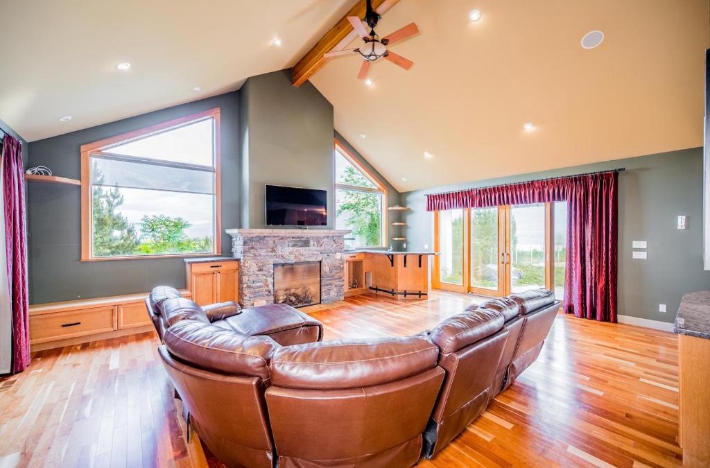 Okanagan-Similkameen House | Spacious 6 Bedroom House in Penticton