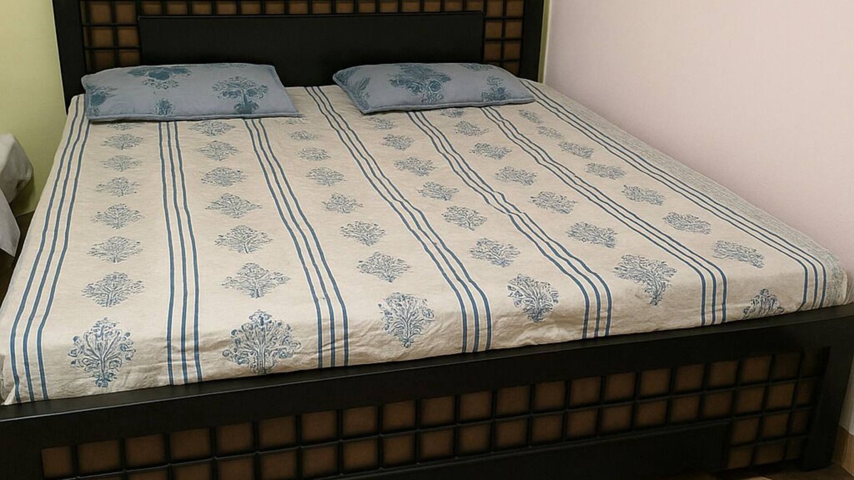 Purola Cabin | Spacious 6-bedroom lodge in lovely Mori with Free-WiFi, Free-parking