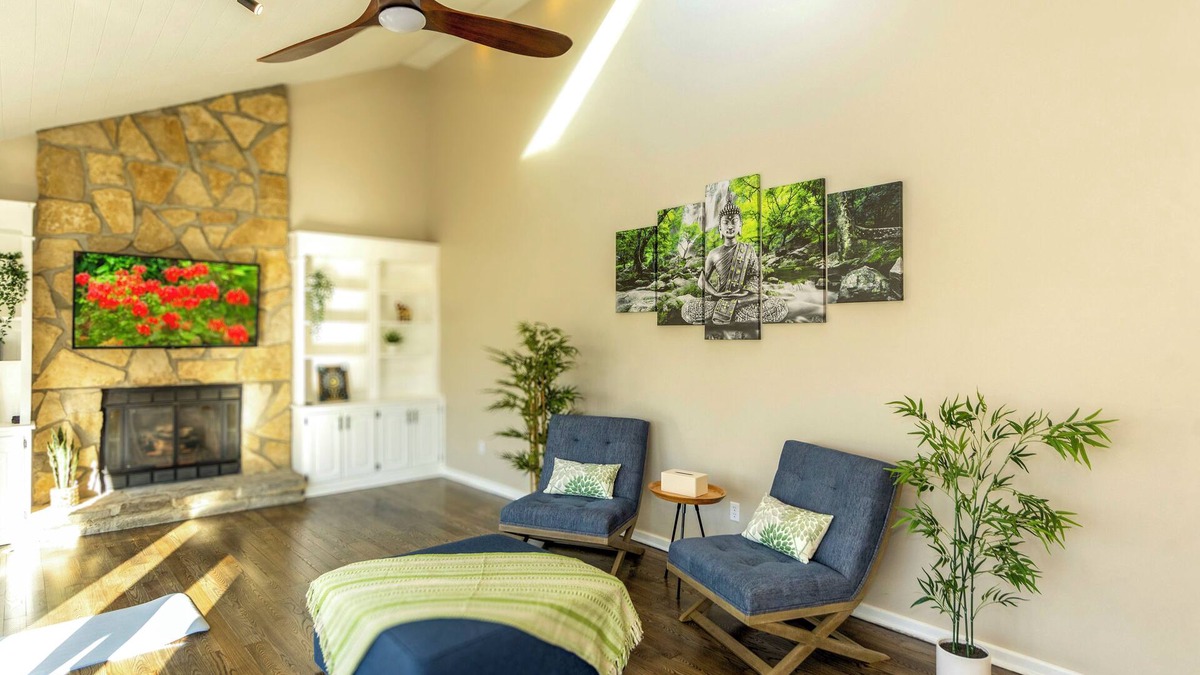 Westerville Villa | Spacious 6-bedroom villa – Unwind & Rejuvenate