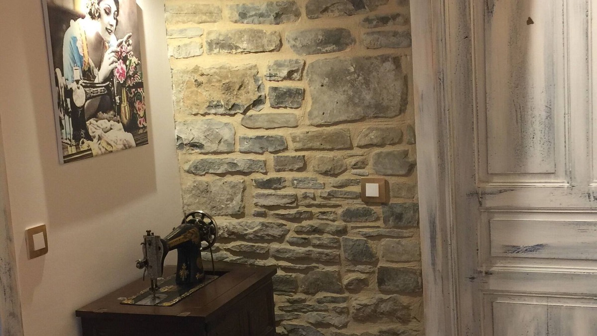 Senegue Apartment | Spacious 6-person apartment in village house close to skiing and hiking
