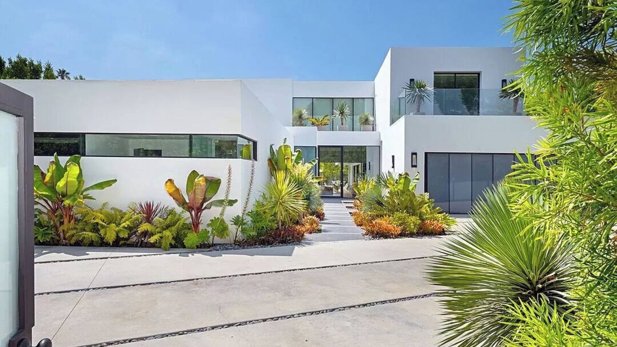 The Flats House | Spacious 7-bedroom house in fabulous Beverly Hills - 7bd 9ba 8,000sqft
