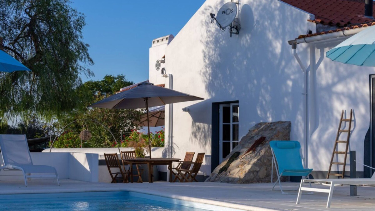 Vimieiro Villa | Spacious 7-bedroom extra large villa in its own 2.5 garden Venda Do Duque WiFi
