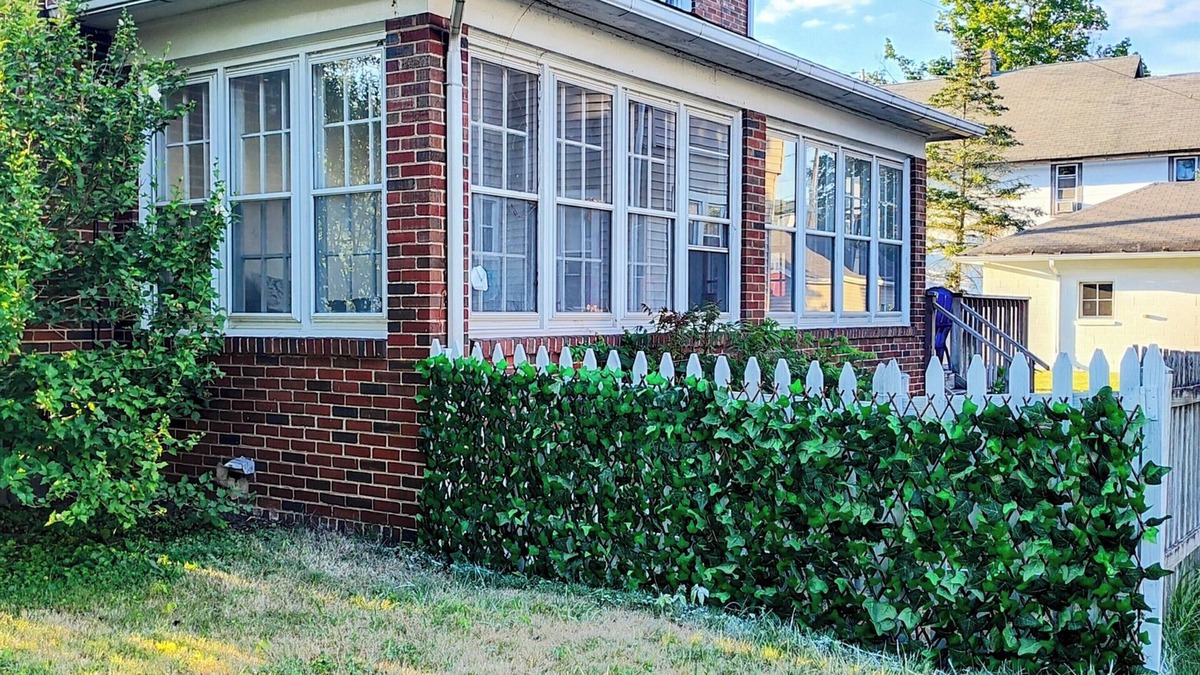 Farrandsville House | Spacious 7-bedroom house across from University and close to Downtown Lock Haven