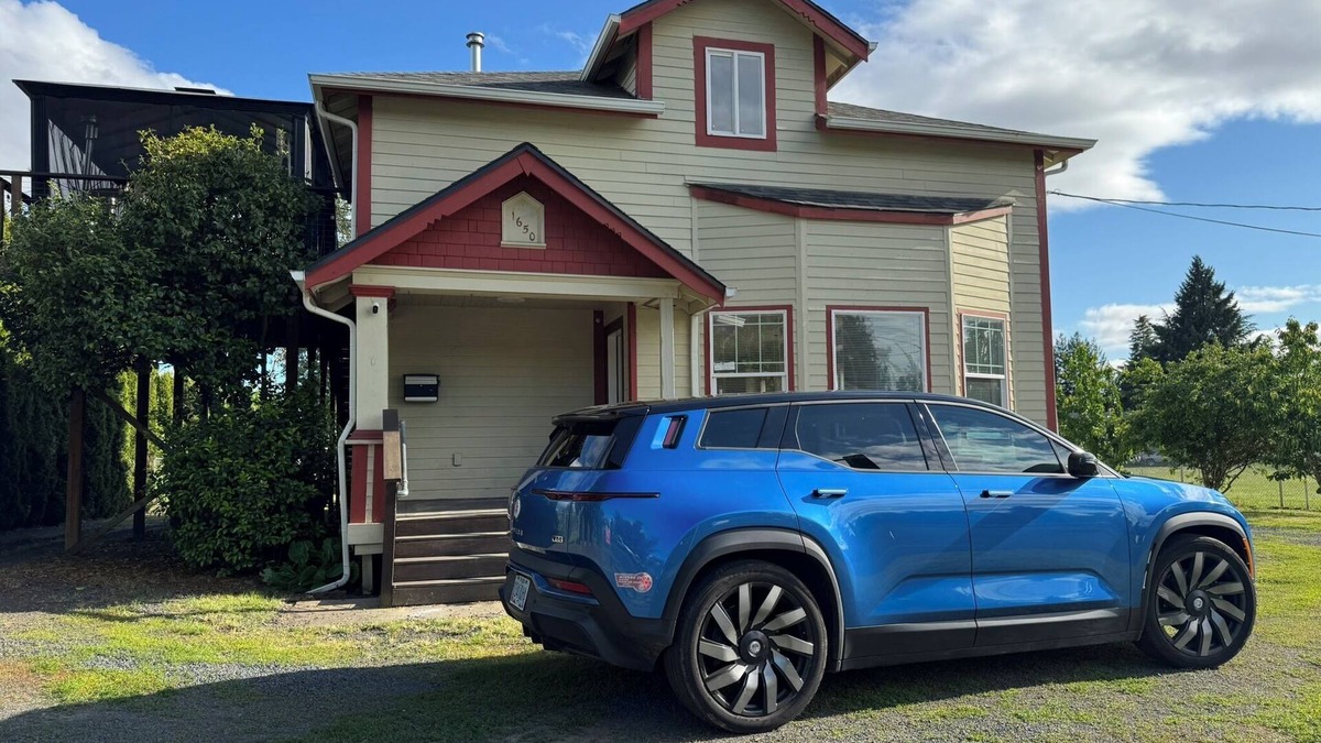 Hillsboro House | Spacious, Accessible Hillsboro Retreat – Deck, Grill & Family-Friendly Comfort