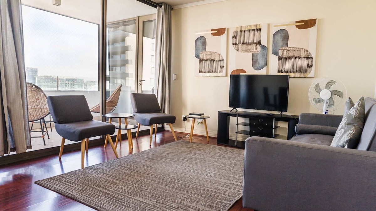 Apoquindo Apartment | Spacious Accommodation in Parque Arauco 2B2B
