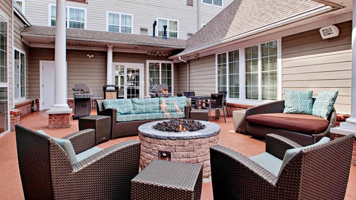 Egg Harbor Township Condo | Spacious and Modern Suite in Egg Harbor Township