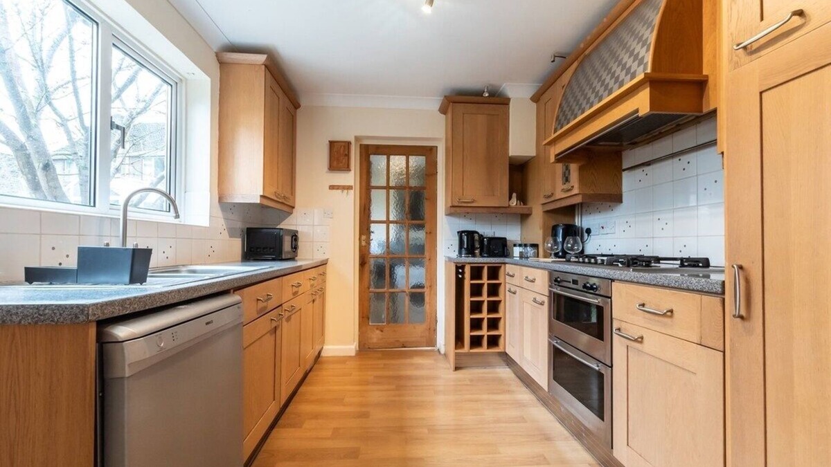 Chandler's Ford House | Spacious and Comfortable Home