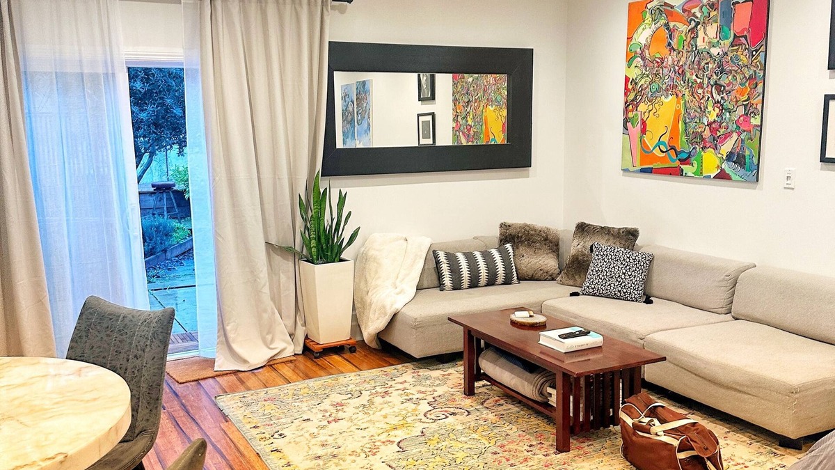 Bayview House | Spacious and Central 2BR Garden View Suite