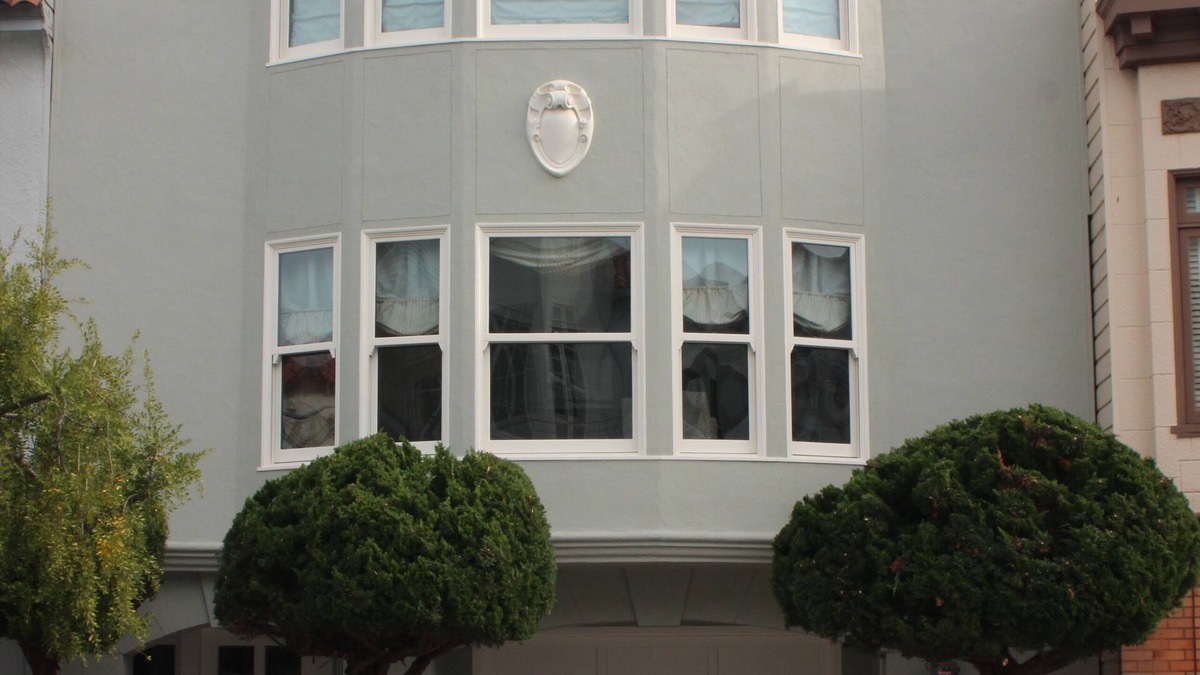 Marina District House | Spacious and Charming Marina District Home Steps from the Bay