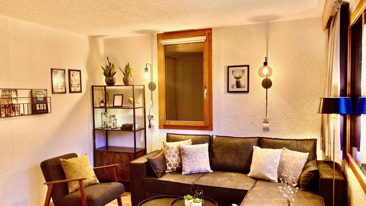 Les Avanchers-Valmorel Apartment | Spacious and clean appart. (4-6 pers.) on piste at Altispace, very centrally located