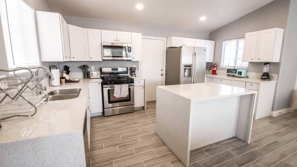 North Las Vegas Villa | Spacious and Comfortable! Close to everything!