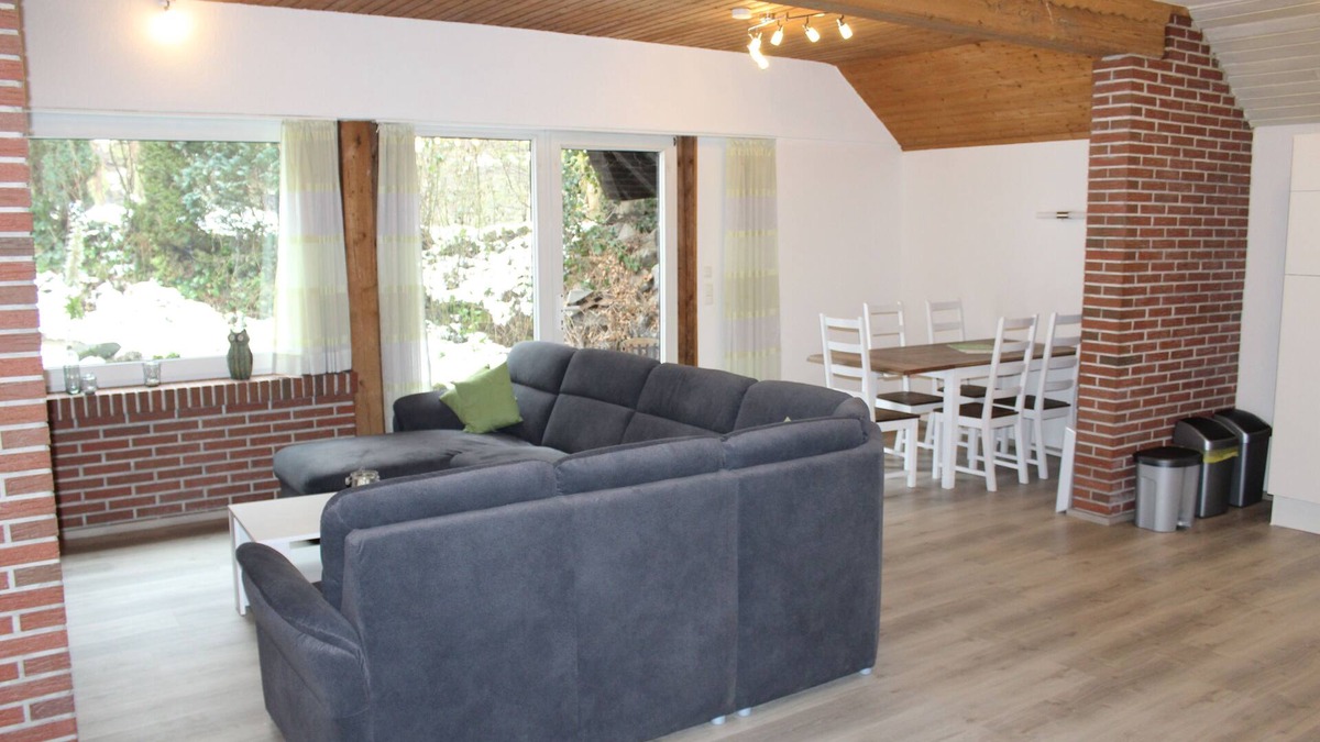Immerath Apartment | Spacious and comfortable apartment in a quiet location in the UNESCO Geopark Vulkaneifel