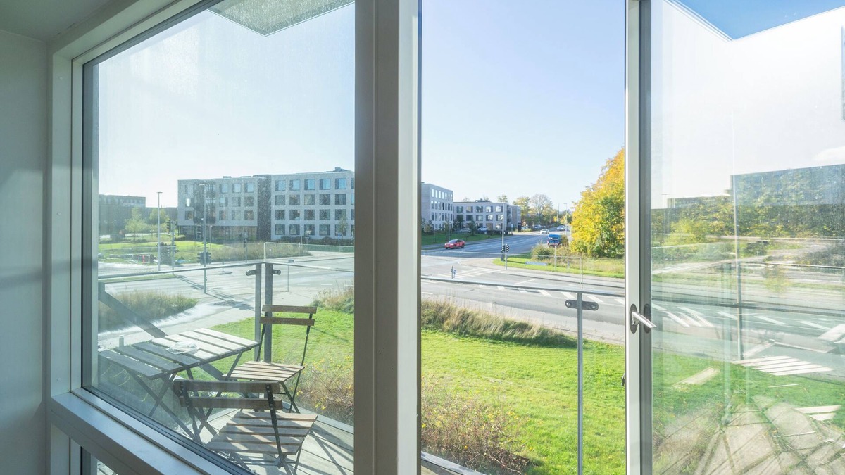 Odense Apartment | Spacious and cool 2-bed by the harbour