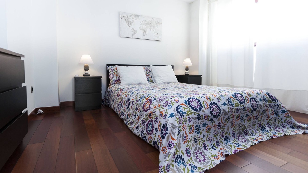 Poligono Alameda Apartment | Spacious and cozy 2 bedroom apartment