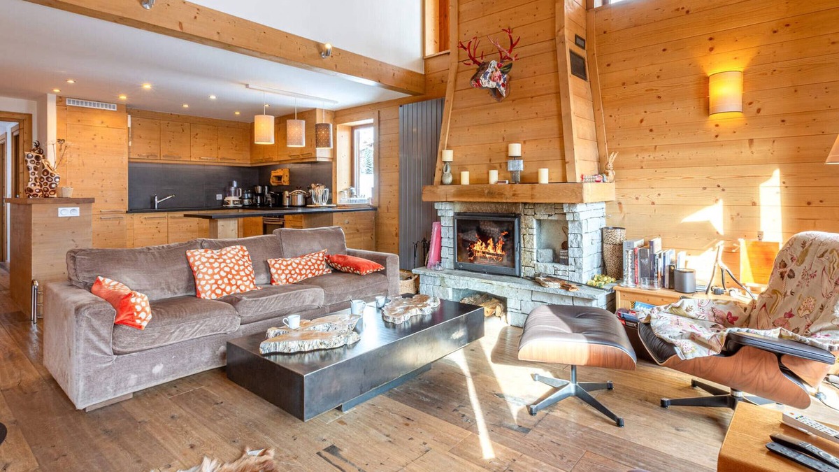 Le Cret Apartment | Spacious and Luxurious 5-Room Apartment with Fireplace in Val-d'Isère