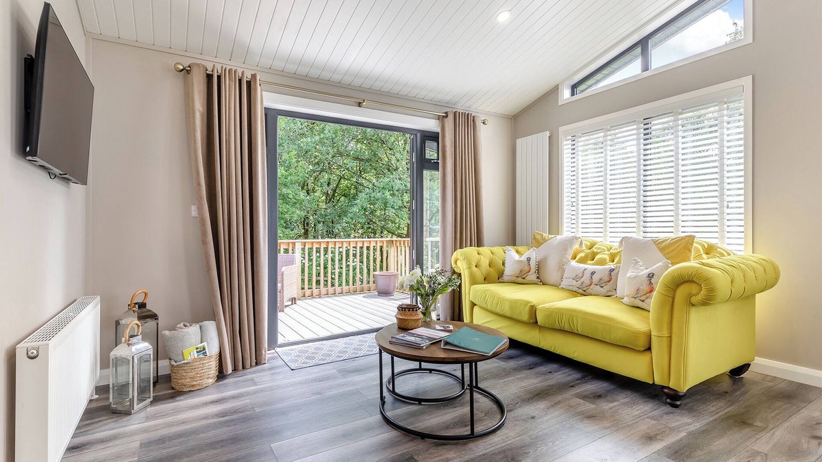 Charlesworth Ski Chalet | Spacious and luxurious lodge.