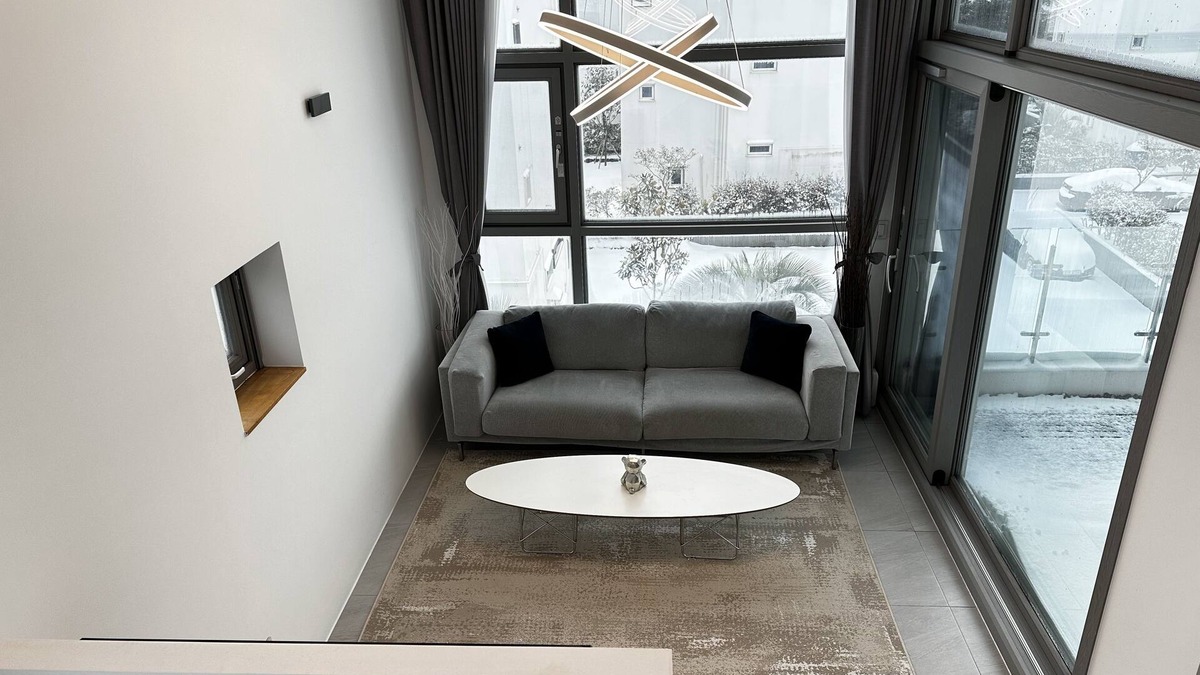 Seongsan House | Spacious and Luxurious Home near Seongsan Ilchulbong/Aquaplanet/Udo