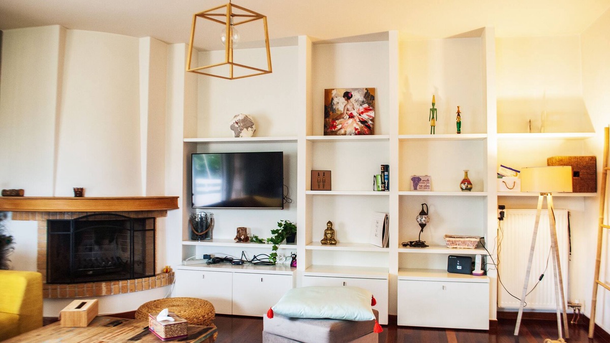 Agia Paraskevi Apartment | Spacious and Modern Apt in the Suburbs of Athens