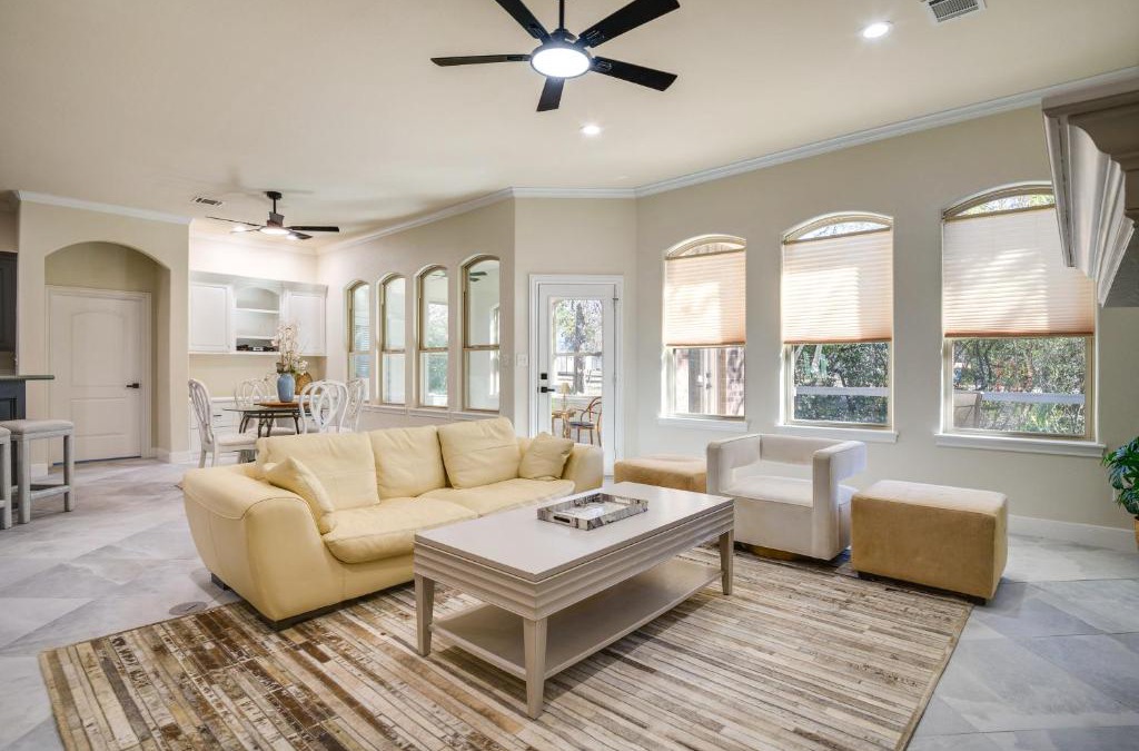 April Sound House | Spacious and Modern Home in Montgomery with Deck!