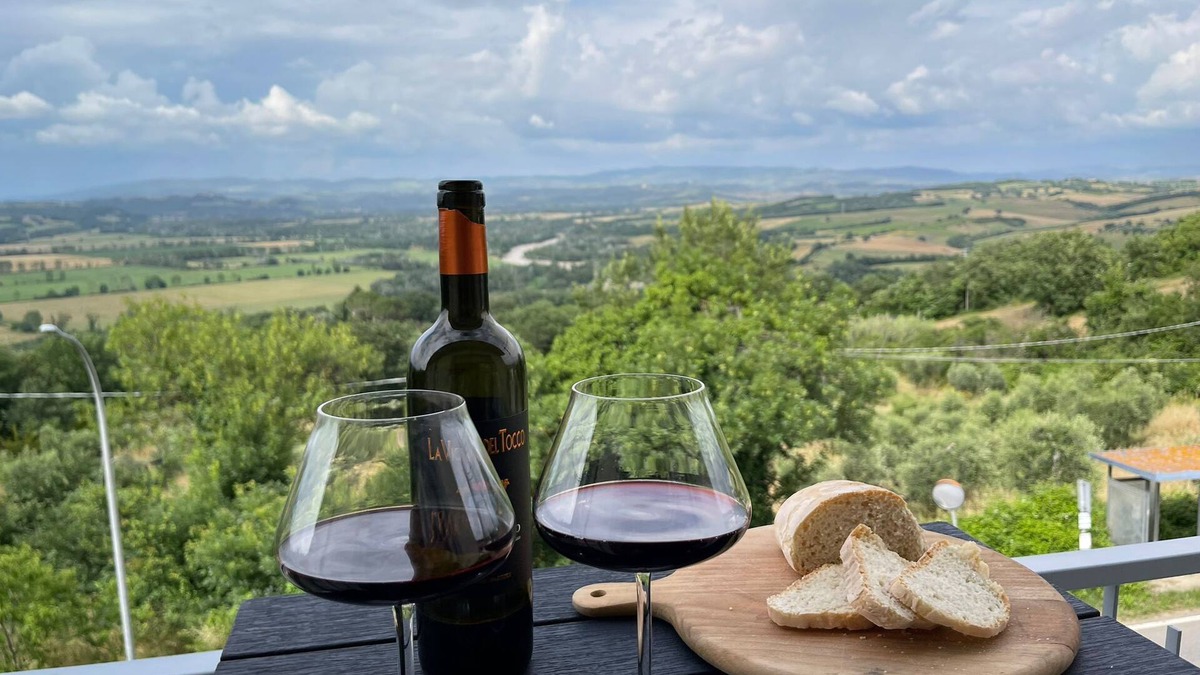 Sasso d'Ombrone House | Spacious apartment with beautiful views of the Ombrone River and Mount Amiata