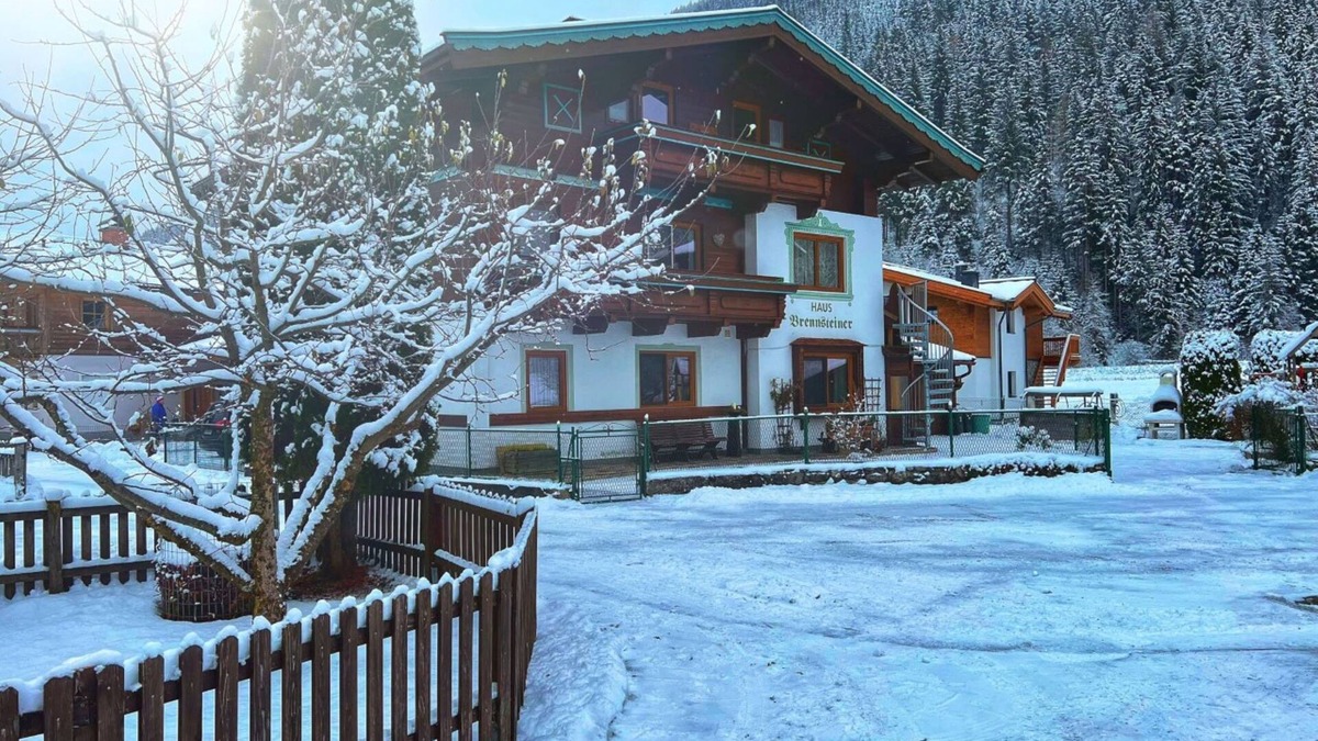 Wald im Pinzgau Apartment | Spacious apartment in quiet location